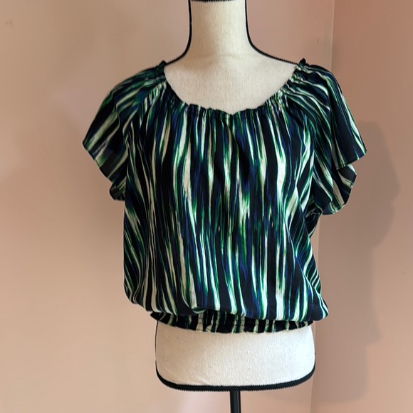 MICHAEL Michael Kors Tops - MICHAEL Michael Kors Green and Black Flutter Sleeve Crop Blouse